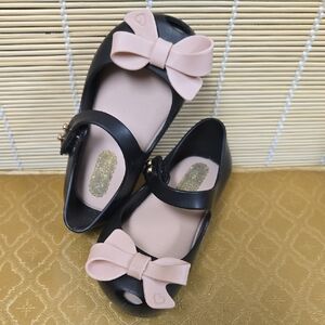 Mini Melissa Black Shoes with Pink Bow